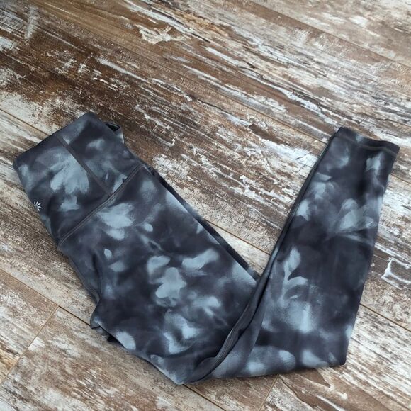 NWOT Athleta Elation Tights Leggings size XS - Picture 1 of 4